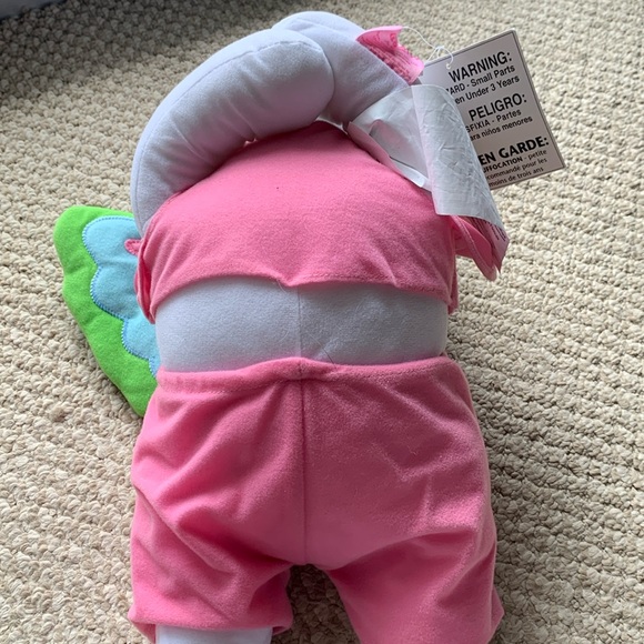 🆕 Hello Kitty Plushie with Butterfly Wings - Picture 7 of 7